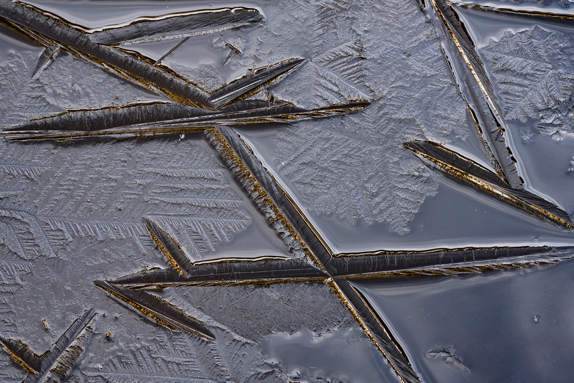 Platz 03 Eisstrukturen.jpg