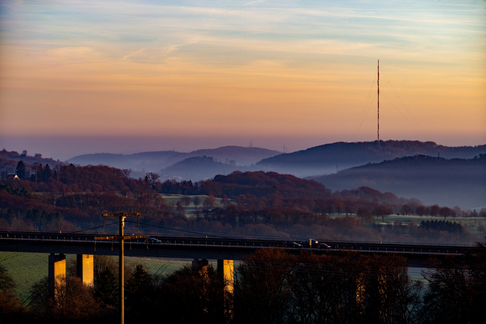 Platz 13 zarter Nebel im Morgenlicht 1 - L1000491.jpg