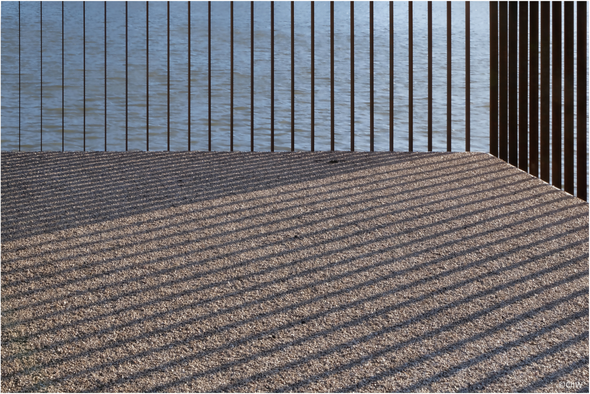 22 - Linien - Uferpromenade Ümminger See.jpg