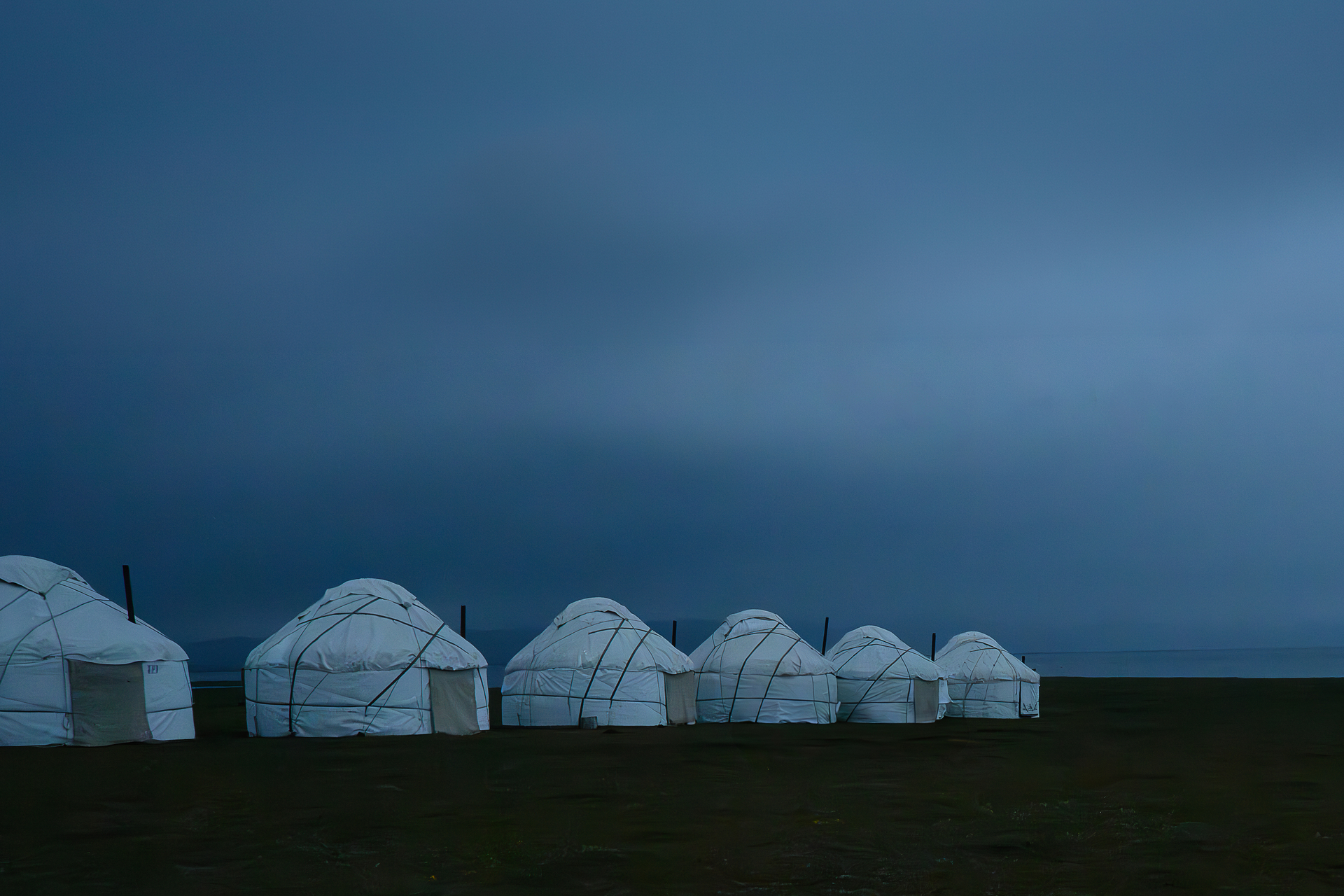 Platz 12 Jurten am Song Köl.jpg