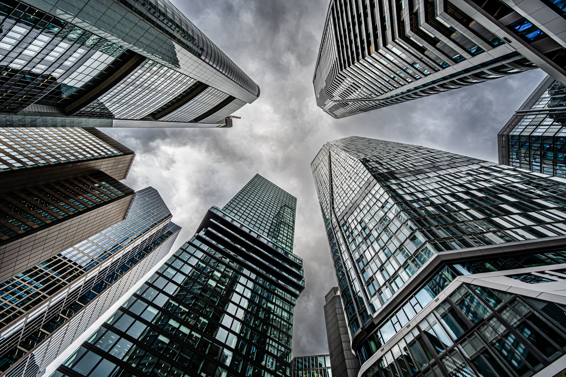 Platz 04 Zwischen Himmel und Erde.jpg