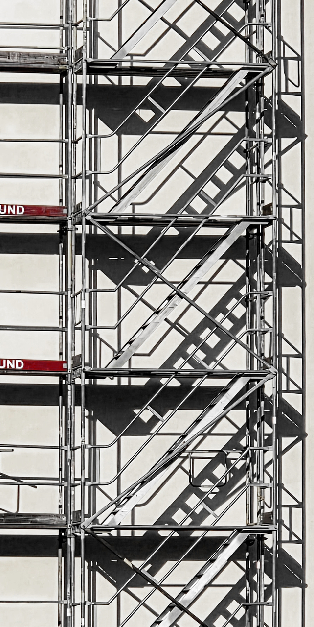 Platz 21 Zwischen Himmel und Erde2.JPG