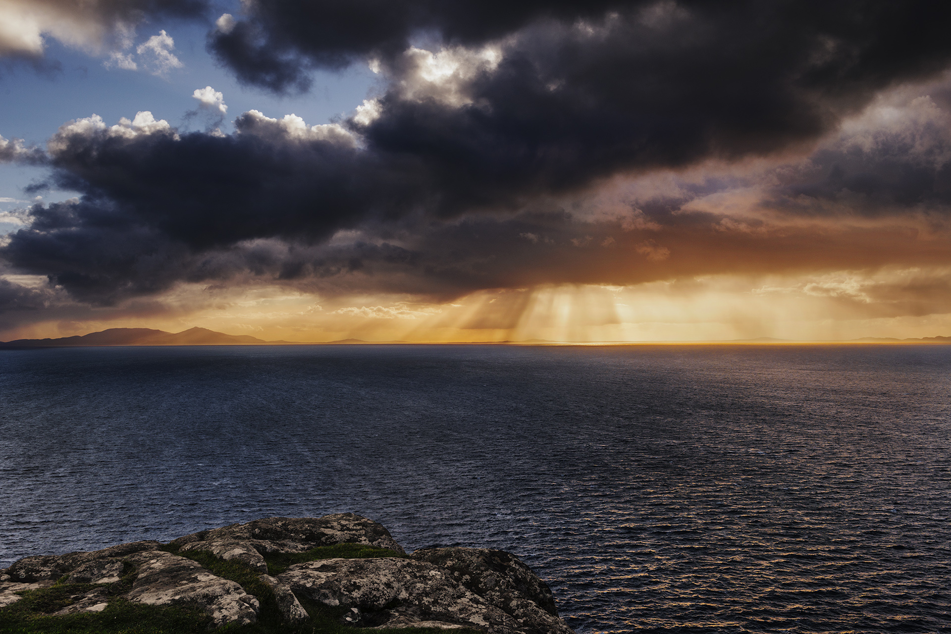 Platz 05 Zwischen Himmel und Erde I.jpg