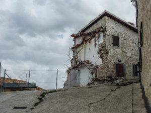 35 Casteluccio - Edrdbebentrümmer