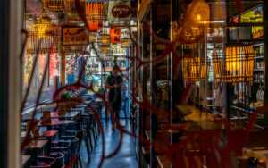 Restaurant in der Markthalle in Rotterdam