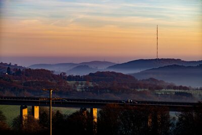 Platz 13 zarter Nebel im Morgenlicht 1 - L1000491.jpg – Volkhart Li