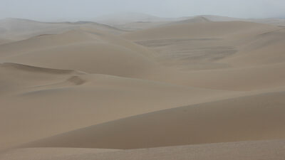 Platz 21 Sand.jpg – Ursula Tüchelmann