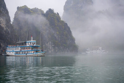 Platz 12 Halong im Morgennebel – Christiane Weiland
