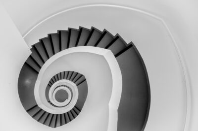 Wendeltreppe – Olaf Schatta